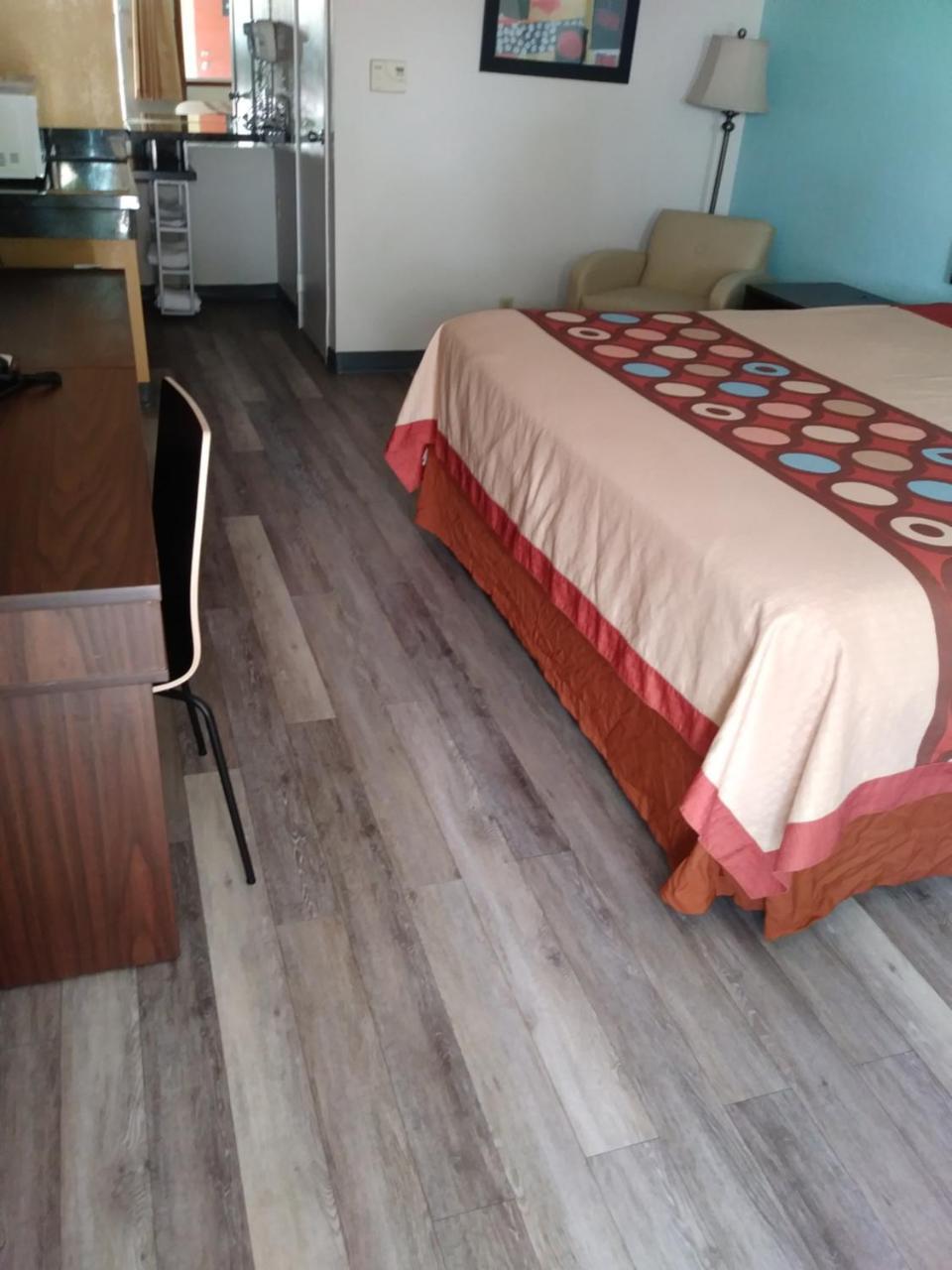 מלון Super 8 By Wyndham אינדיאו מראה חיצוני תמונה